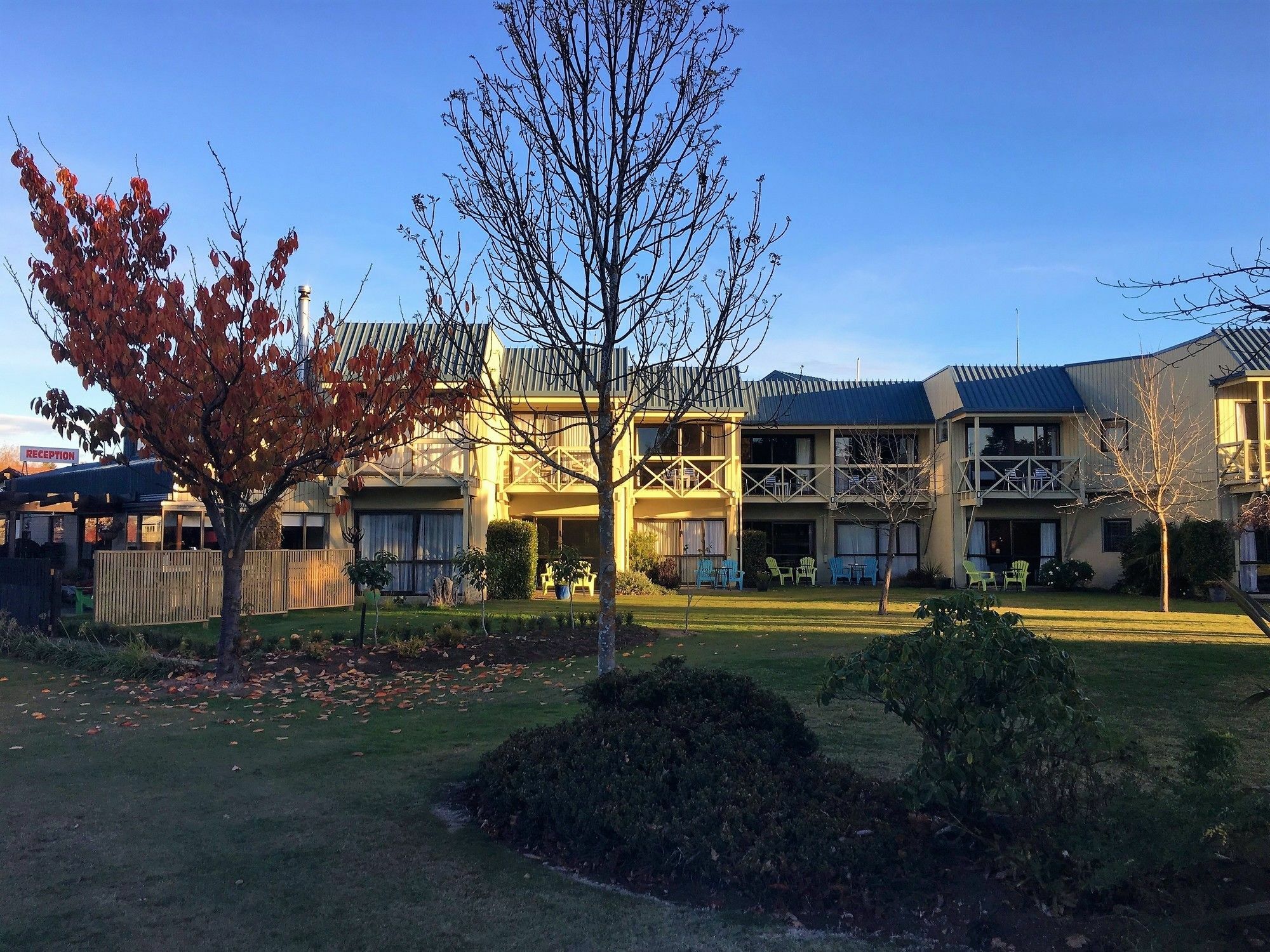 Asure Explorer Motel & Apartments Te Anau Exterior foto